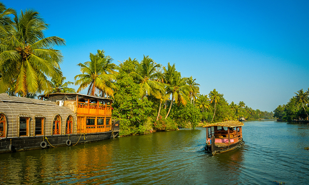 Unveiling the Top 6 Destinations for a Tranquil Backwater Tour in Kerala