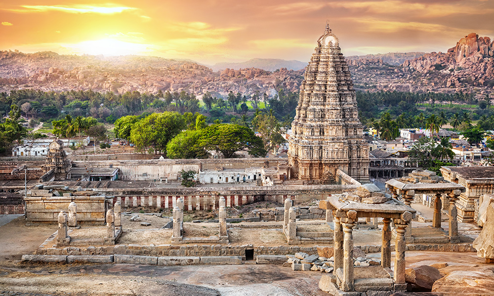 Exploring the Enchanting Ruins of Hampi: A Journey Through Time