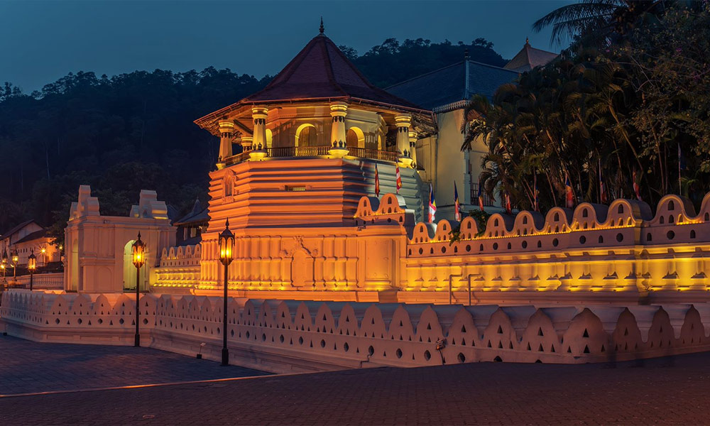 Temple of Tooth Relic